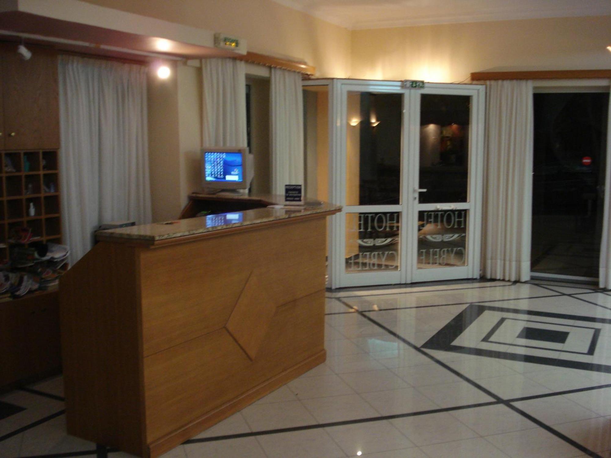 Hotel Cybele Pefki Atenas Exterior foto