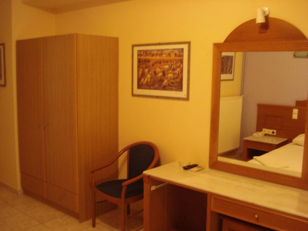 Hotel Cybele Pefki Atenas Quarto foto