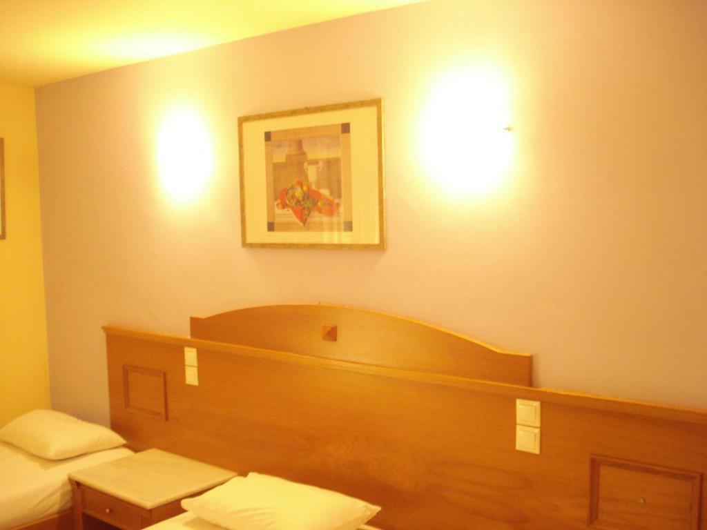 Hotel Cybele Pefki Atenas Quarto foto